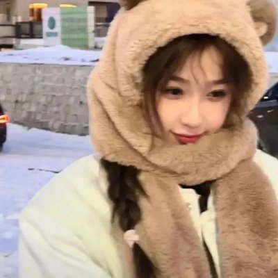 明天,我会成为谁的女友
